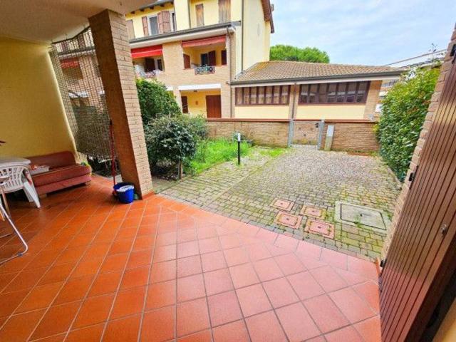 Villa Schiera in vendita a Lido degli Estensi, Comacchio