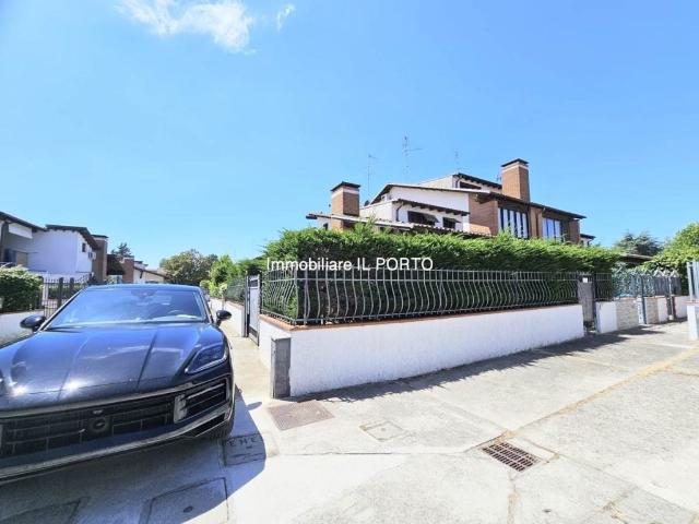 Villa Schiera in vendita a Comacchio, Reggio Emilia