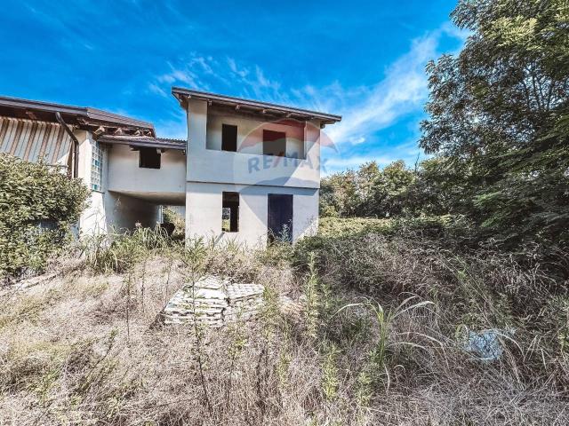 Villa Schiera in vendita a Confienza, Lombardia