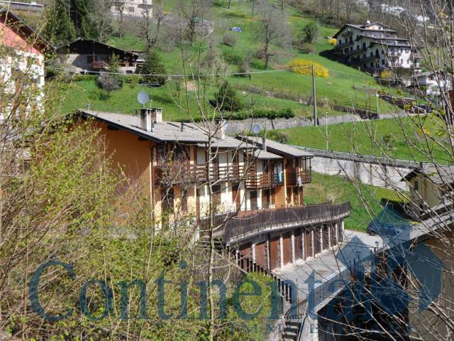 Villa Indipendente in vendita a Comunità Montana della Valle Brembana, Cusio