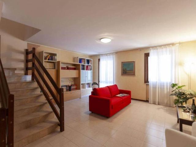 Villa Schiera in vendita a Desenzano Del Garda, Lombardia