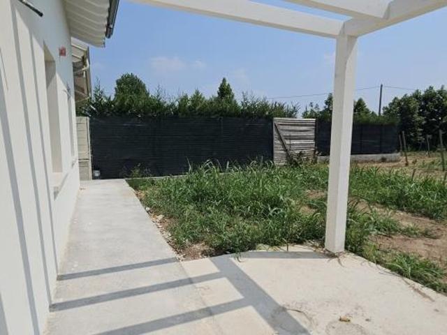 Villa Indipendente in vendita a Rivoltella del Garda, Desenzano Del Garda