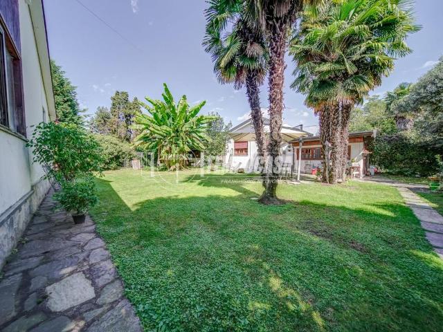 Villa Schiera in vendita a Piemonte, Novara