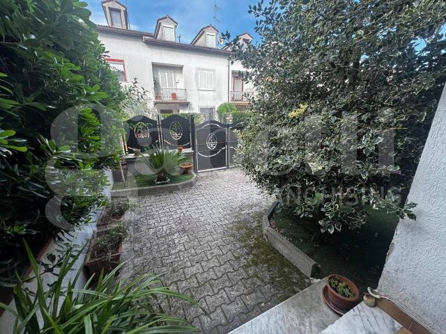 Villa Schiera in vendita a Dragoni, Campania