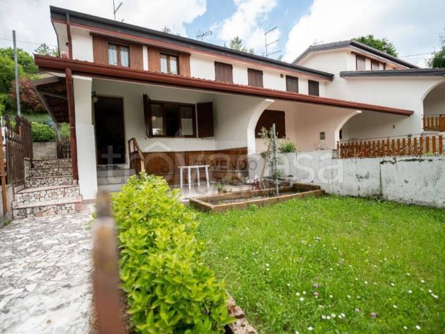 Villa Schiera in vendita a Crespadoro, Veneto