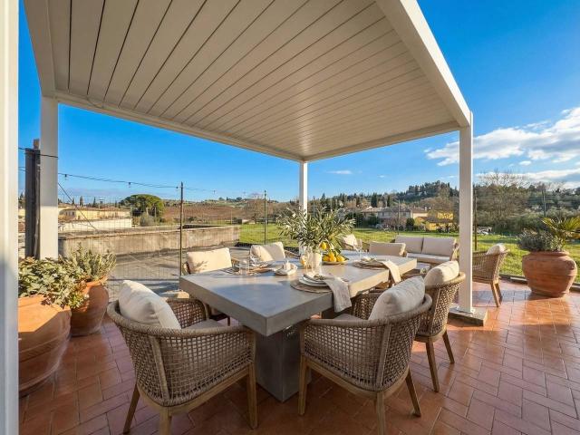 Villa Schiera in vendita a Unione dei Comuni Circondario dell'Empolese Valdelsa, Empoli