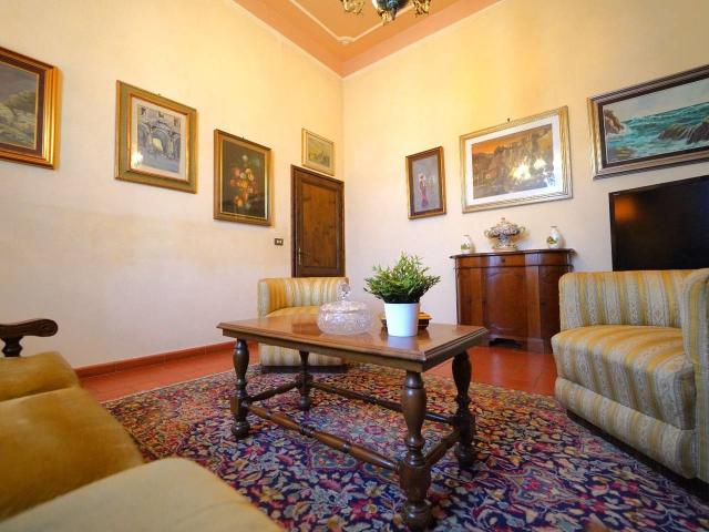 Villa Schiera in vendita a Unione dei Comuni Circondario dell'Empolese Valdelsa, Empoli