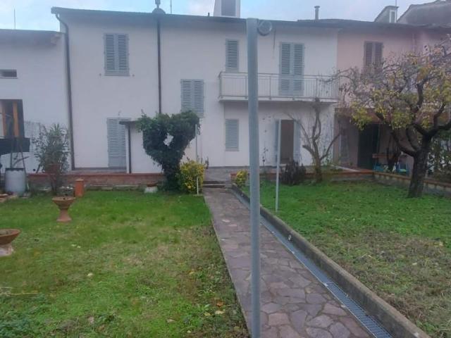 Villa Schiera in vendita a Unione dei Comuni Circondario dell'Empolese Valdelsa, Empoli