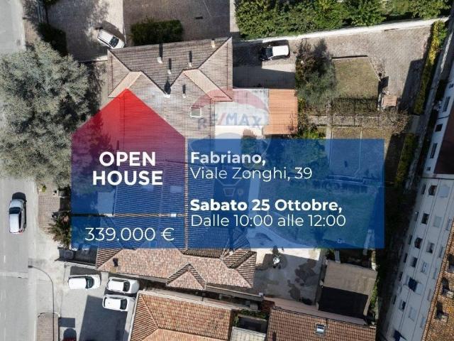 Villa Schiera in vendita a Spina, Marche