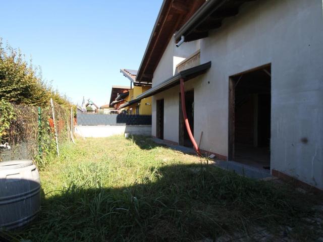 Villa Schiera in vendita a Fagnano Olona, Lombardia