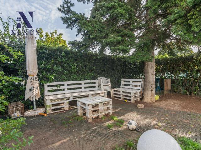 Villa Schiera in vendita a Fenile, Marche