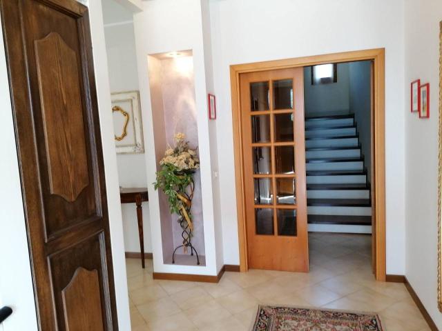 Villa Schiera in vendita a Marche, Pesaro E Urbino