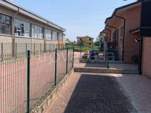 Villa Schiera in vendita a Fara Gera D'adda, Lombardia