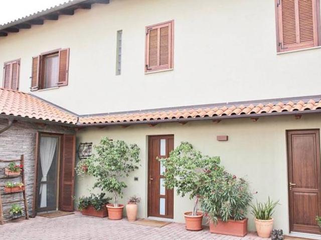 Appartamento in vendita a Piemonte, Novara