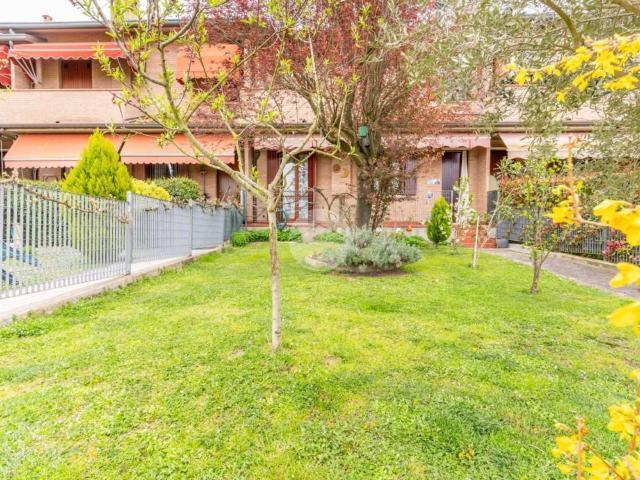 Villa Schiera in vendita a Ferrara, Reggio Emilia