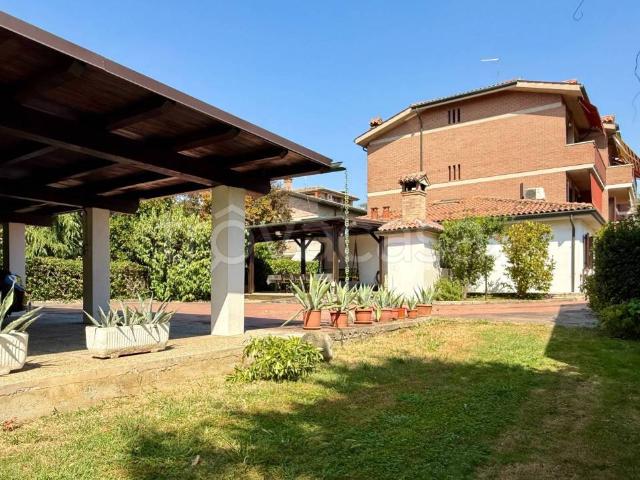 Villa Schiera in vendita a Aguscello, Ferrara