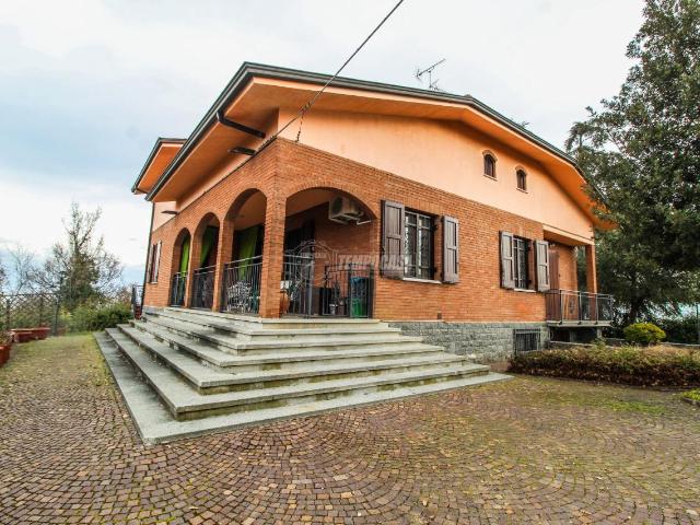 Villa Schiera in vendita a Unione dei comuni del Distretto Ceramico, Fiorano Modenese