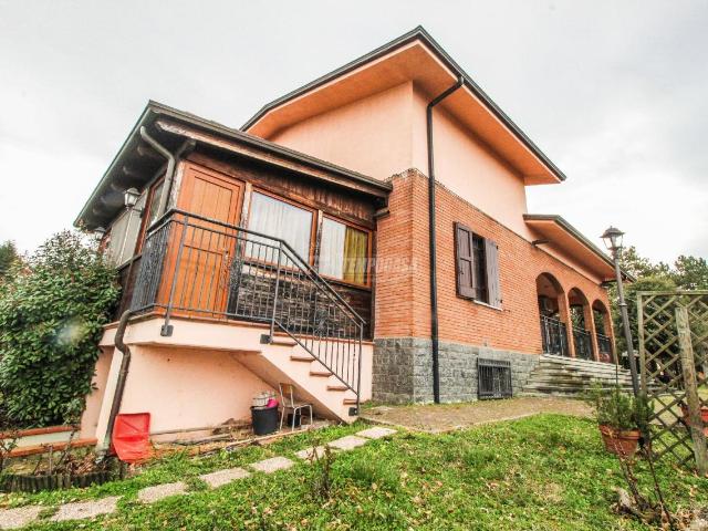 Villa Schiera in vendita a Quartiere Fiorano Centro, Fiorano Modenese