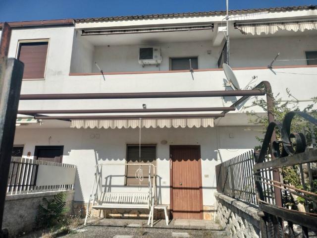 Villa Schiera in vendita a Calabria, Cosenza