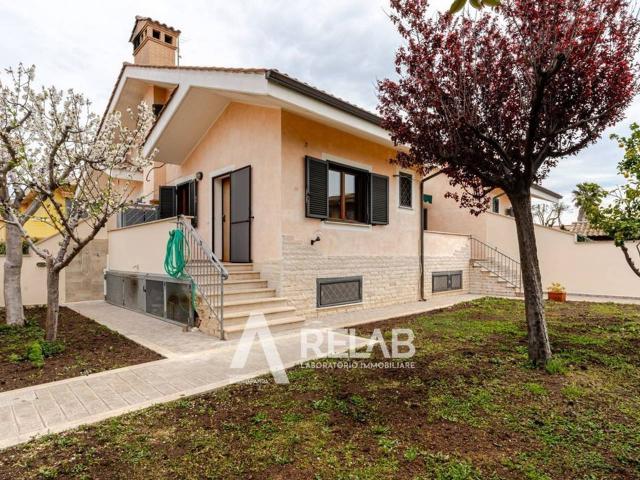 Villa Schiera in vendita a Roma Capitale, Lazio