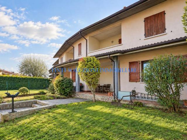 Villa Schiera in vendita a Flero, Brescia