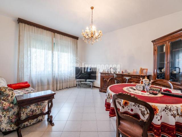 Villa Schiera in vendita a Fontevivo, Reggio Emilia
