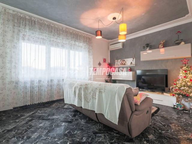 Villa Schiera in vendita a Unione di Comuni della Romagna Forlivese, Quattro