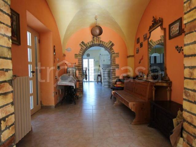 Villa Schiera in vendita a Fucignano, Civitella del Tronto