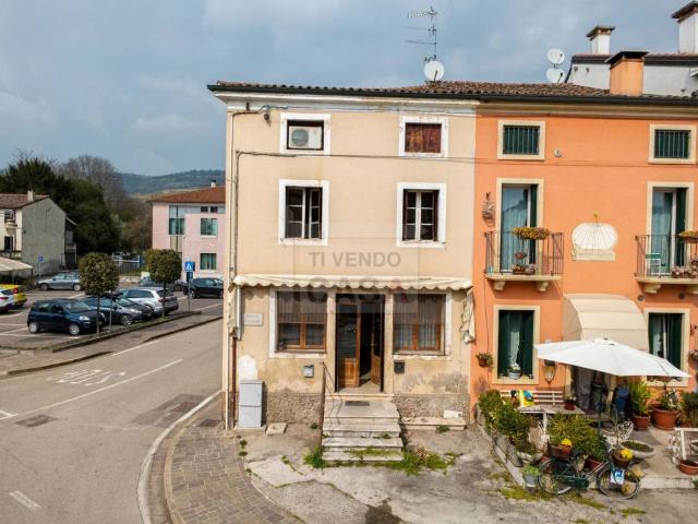 Villa Schiera in vendita a Gambellara, Veneto