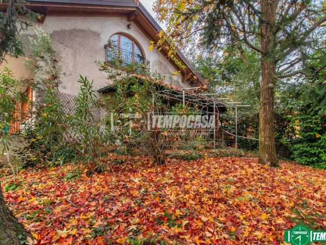 Villa Schiera in vendita a Santa Maria Rossa, Garbagnate Milanese