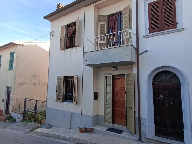 Villa Schiera in vendita a Bivio Di Ravi, Toscana