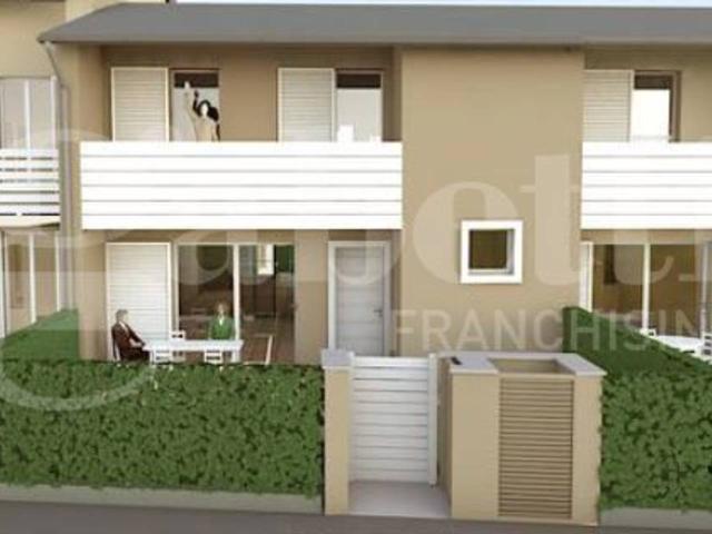 Villa Schiera in vendita a Molino delle Tre Ruote, Gossolengo