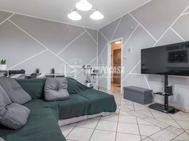 Villa Schiera in vendita a Guanzate, Lombardia
