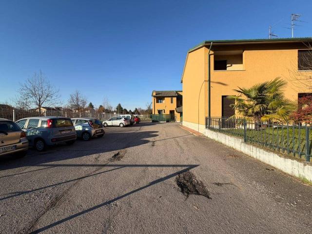Villa Schiera in vendita a Inveruno, Lombardia