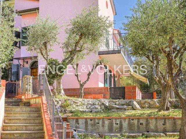 Villa Schiera in vendita a Foce, La Spezia