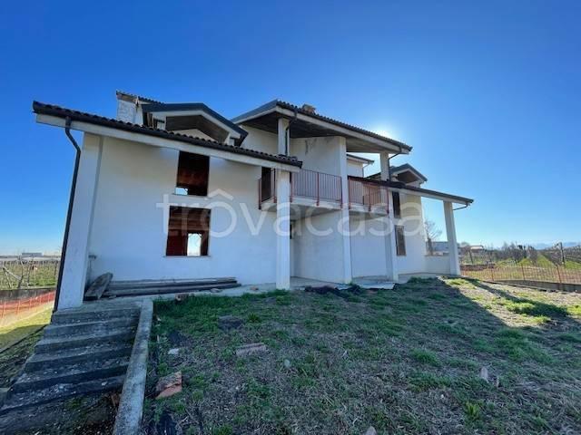 Villa Schiera in vendita a Piemonte, Cuneo