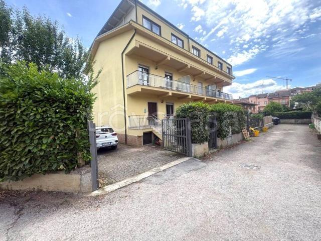 Villa Schiera in vendita a Tornimparte, Abruzzo