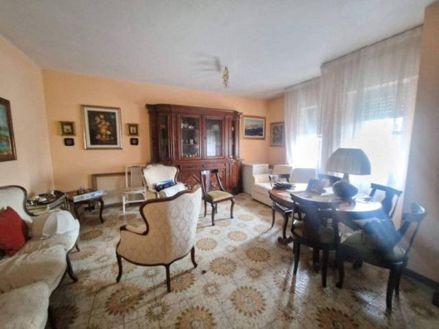 Villa Schiera in vendita a Europa, Latina