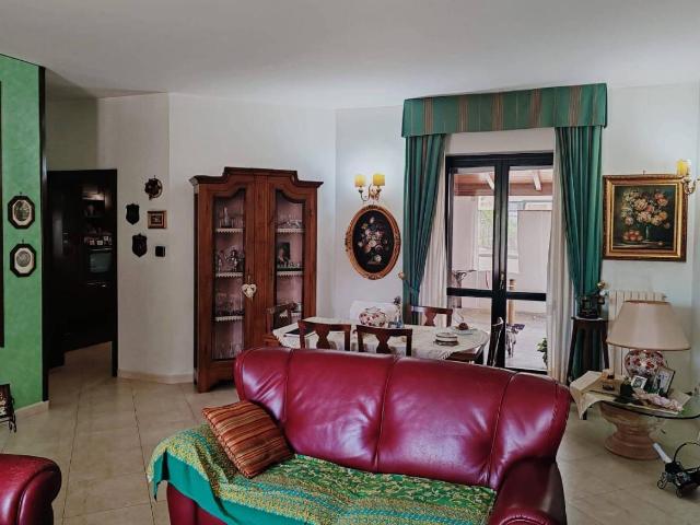 Villa Schiera in vendita a Puglia, Lecce