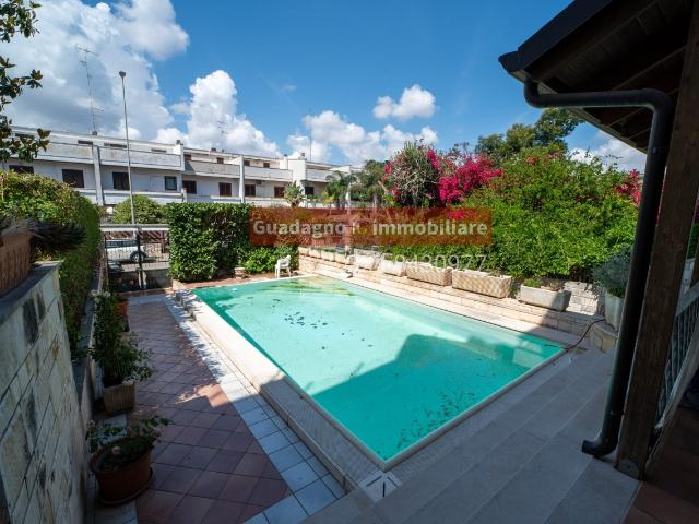 Villa Schiera in vendita a Puglia, Lecce