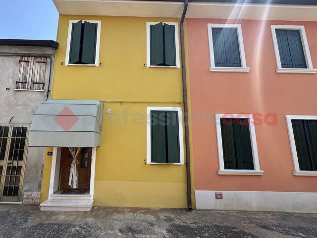 Villa Schiera in vendita a Legnago, Verona