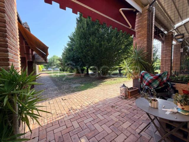 Villa Schiera in vendita a Legnago, Verona