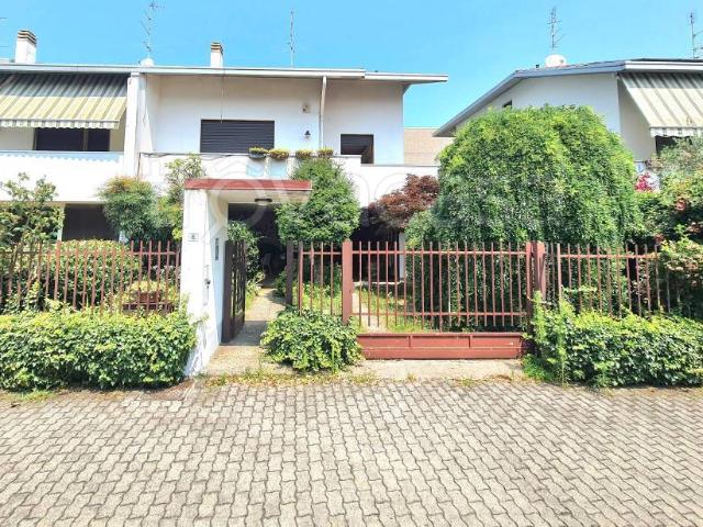 Villa Schiera in vendita a San Bernardino, Legnano