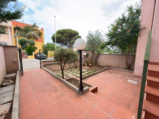 Villa Indipendente in vendita a Dragoni, Puglia
