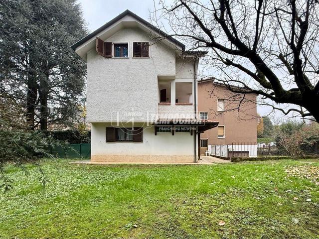 Villa Schiera in vendita a Gerno, Lesmo