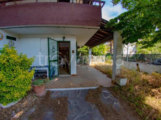 Villa Schiera in vendita a Lido degli Scacchi, Comacchio