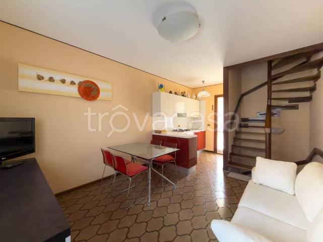 Villa Schiera in vendita a Lignano Pineta / Lignan Pinede, Lignano Sabbiadoro / Lignan