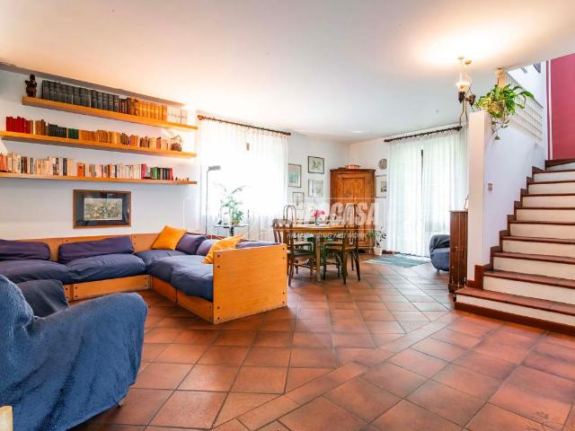 Villa Schiera in vendita a Limido Comasco, Lombardia