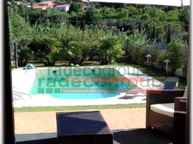 Villa Schiera in vendita a Montenero basso, Livorno