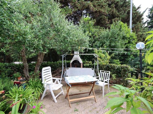 Villa Schiera in vendita a Livorno